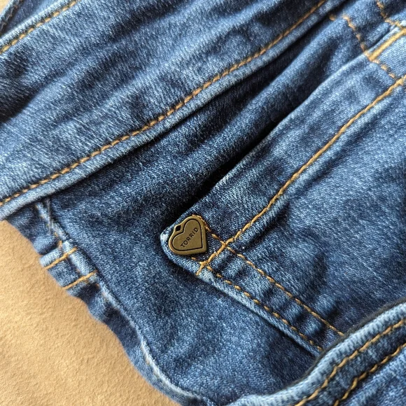 Torrid Denim Relaxed Boot Jeans! Size 24R - Picture 4 of 6